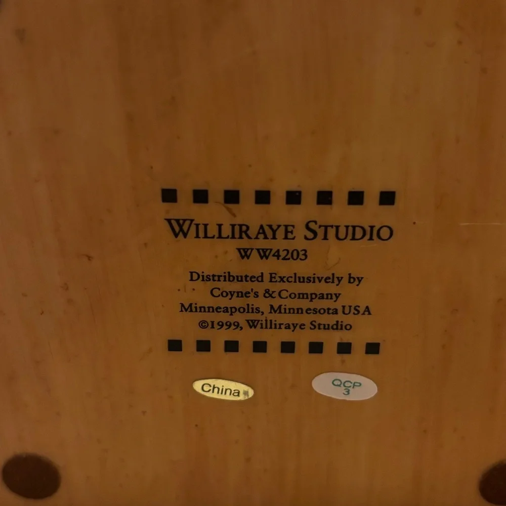 Williraye Studio WW4203 Birdhouse with Cow Weathervane - Picture 5 of 6